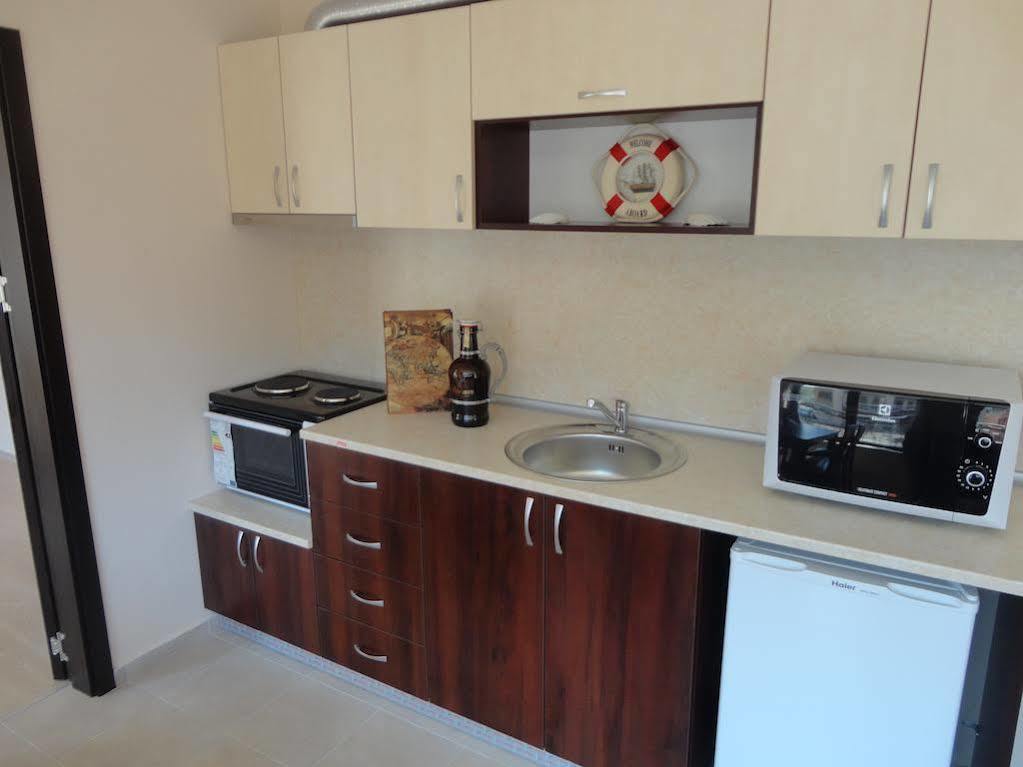 Holiday Apartments In Pomorie Kültér fotó
