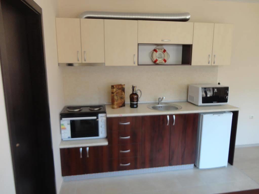 Holiday Apartments In Pomorie Kültér fotó