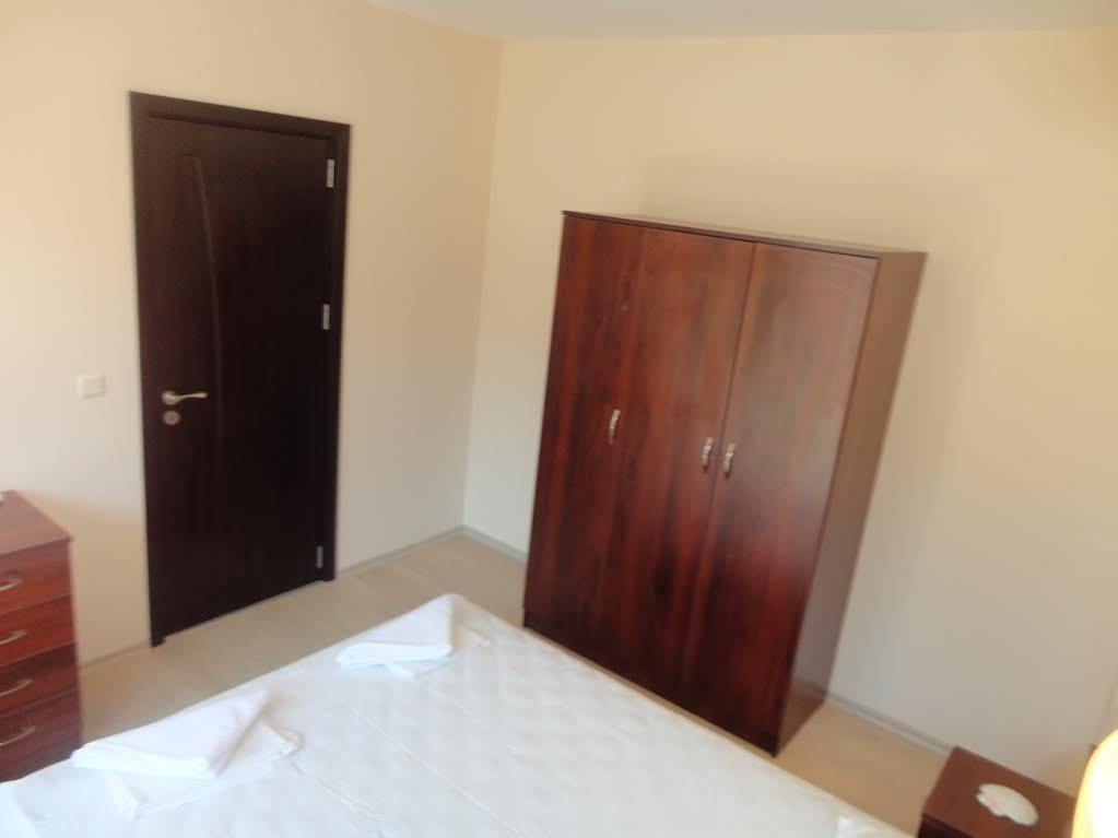 Holiday Apartments In Pomorie Kültér fotó